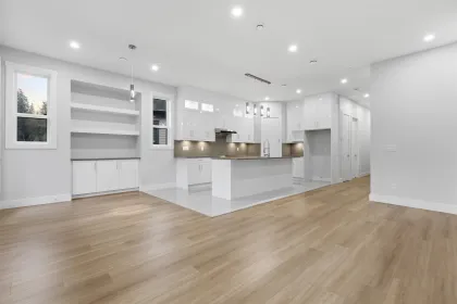 Kitchen Photo of 33941 Prentis Avenue, Mission, BC