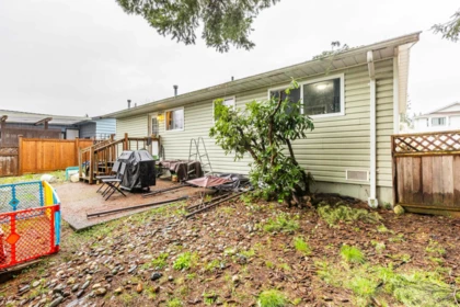Garden / Landscaping Photo of 32774 Badger Avenue, Mission, BC