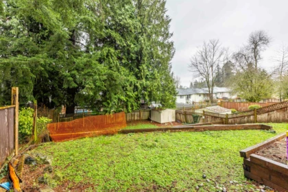 Swimming Pool Photo of 32774 Badger Avenue, Mission, BC