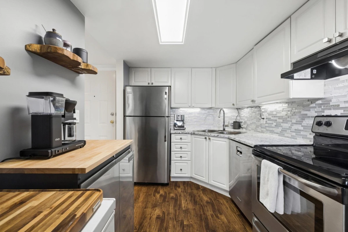 Family Room Photo of 301 1519 Grant Avenue, Port Coquitlam, BC