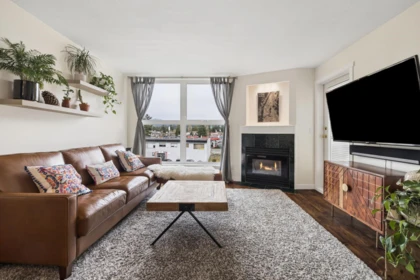Office / Den Photo of 301 1519 Grant Avenue, Port Coquitlam, BC