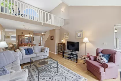 906 Roche Point Drive, North Vancouver, BC, North Vancouver — Townhouse for sale