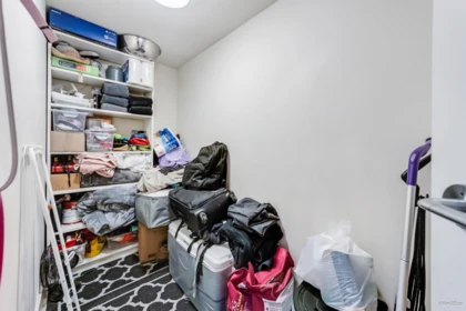 Powder Room Photo of 213 1088 Richards Street, Vancouver, BC