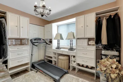 Mudroom Photo of 3070 Waddington Place, Coquitlam, BC