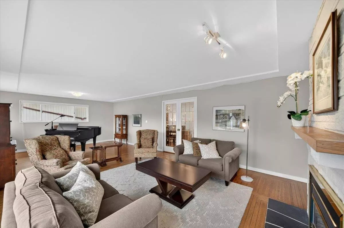 Living Room Photo of 812 Grover Avenue, Coquitlam, BC