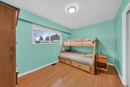Hallway Photo of 812 Grover Avenue, Coquitlam, BC