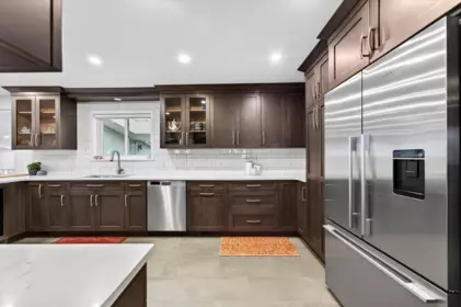Kitchen Island Photo of 812 Grover Avenue, Coquitlam, BC