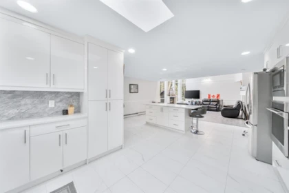 Breakfast Nook Photo of 14339 74a Avenue, Surrey, BC