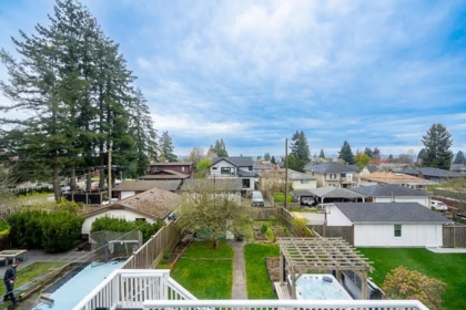 Mudroom Photo of 457 E 11th Street, North Vancouver, BC