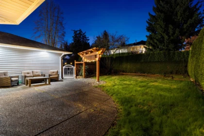 Garden / Landscaping Photo of 1960 128 Street, Surrey, BC