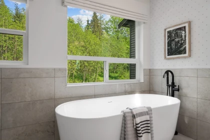 Kitchen Island Photo of 25025 110a Avenue, Maple Ridge, BC