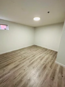 Entry Foyer Photo of 939 E 26th Avenue, Vancouver, BC