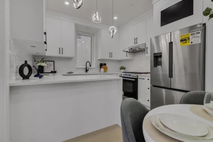 Breakfast Nook Photo of 583 E 60th Avenue, Vancouver, BC