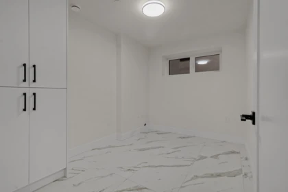 Garage Interior Photo of 583 E 60th Avenue, Vancouver, BC