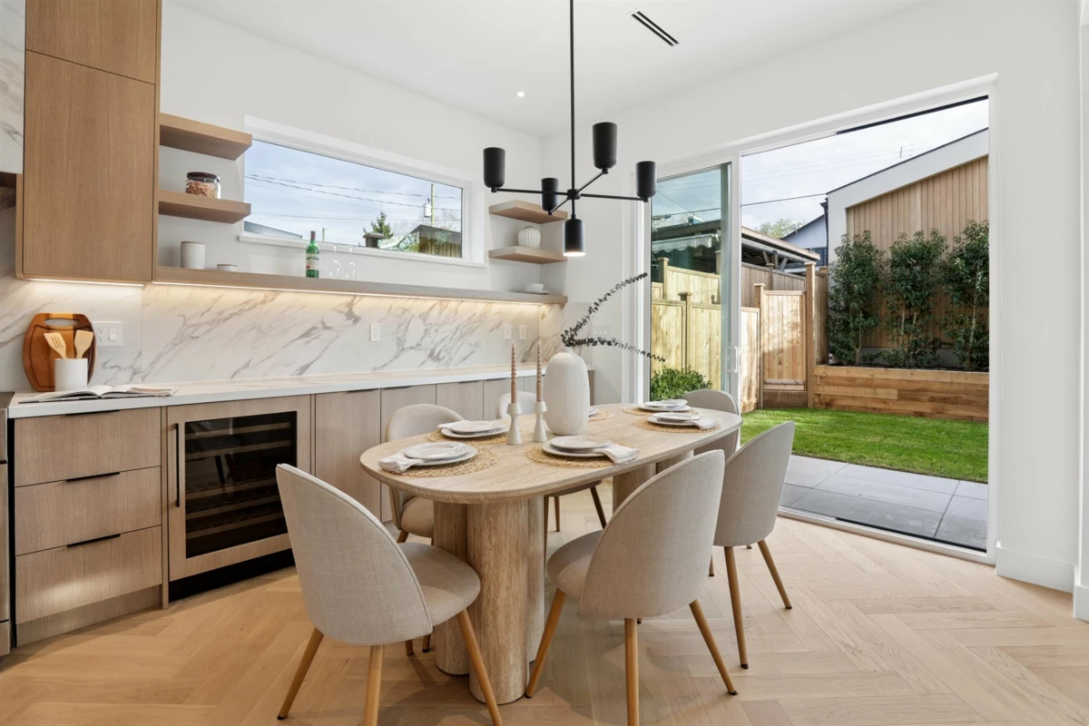 Dining Area Photo of 2 2130 E 2 Avenue, Vancouver, BC