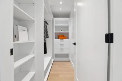 Guest Bathroom Photo of 2 2130 E 2 Avenue, Vancouver, BC