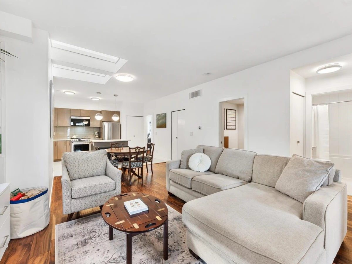 Dining Area Photo of 18 10133 River Drive, Richmond, BC