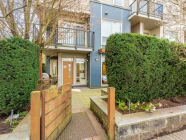 Garden / Landscaping Photo of 18 10133 River Drive, Richmond, BC