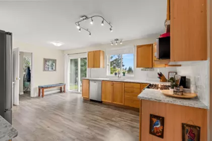 Laundry Room Photo of 6365 Homestead Avenue, Sechelt, BC