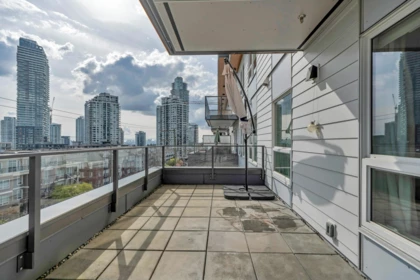 Garden / Landscaping Photo of 504 645 Como Lake Avenue, Coquitlam, BC