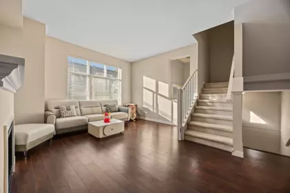 102 7288 Heather Street, Richmond, BC, Richmond — Townhouse for sale