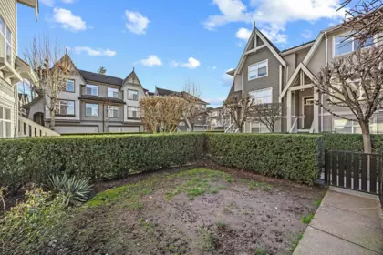 Garden / Landscaping Photo of 102 7288 Heather Street, Richmond, BC