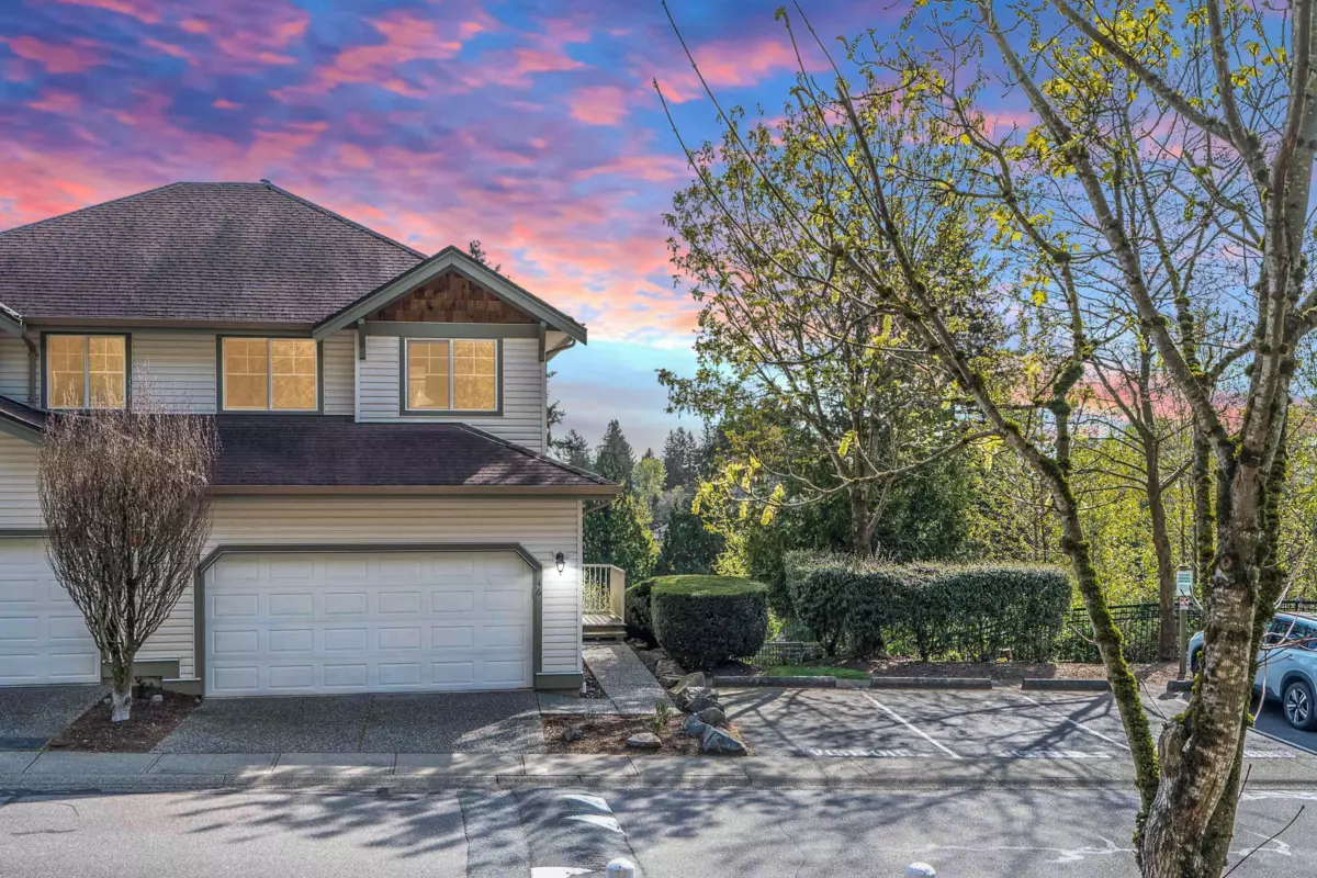 Living Room Photo of 46 35287 Old Yale Road, Abbotsford, BC