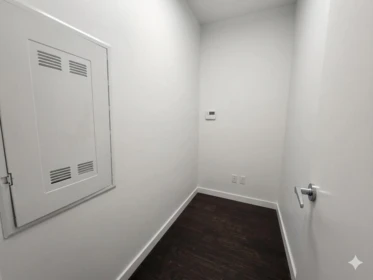 Walk-In Closet Photo of 1401 1708 Columbia Street, Vancouver, BC