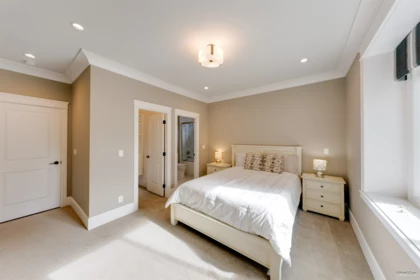 Garage Interior Photo of 14428 33a Avenue, Surrey, BC