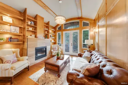 Staircase Photo of 14428 33a Avenue, Surrey, BC