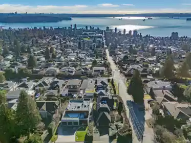 Street View Photo of 2198 Rosebery Avenue, West Vancouver, BC