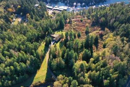 10113 10131 Mercer Road, Halfmoon Bay, BC, Halfmoon Bay — Single Family Residence for sale