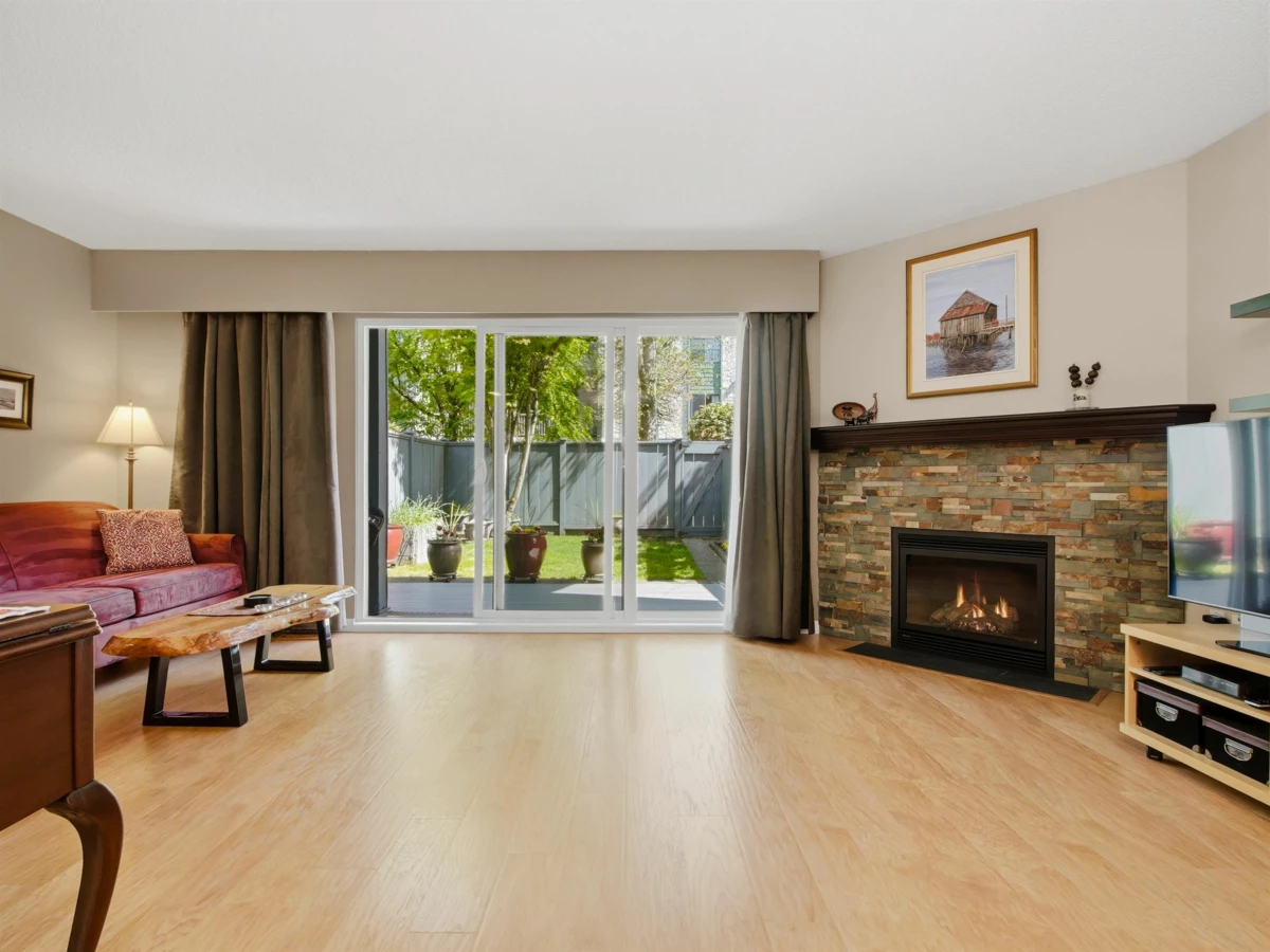 Family Room Photo of 3862 Pentland Court, Burnaby, BC