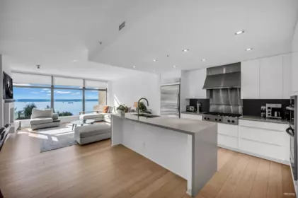 Pantry Photo of 401 3315 Cypress Place, West Vancouver, BC
