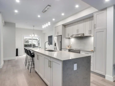 Powder Room Photo of 3 115 W Queens Road, North Vancouver, BC