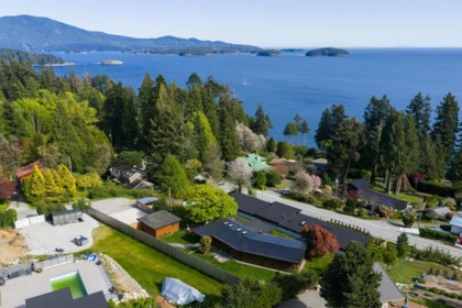 Outdoor Deck Photo of 127 Mahan Road, Gibsons, BC