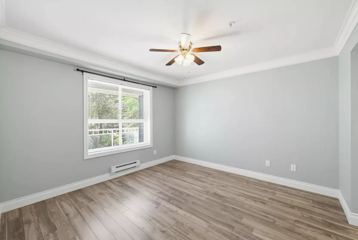 Family Room Photo of 202 8115 121a Street, Surrey, BC