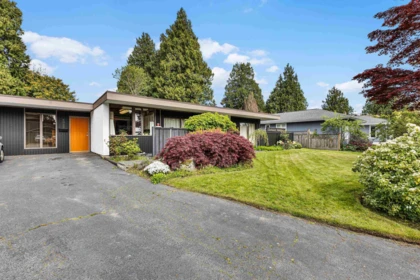 Front Yard Photo of 1042 Kuma Crescent, Delta, BC