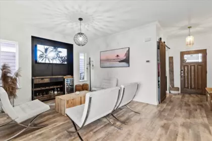Kitchen Island Photo of 46881 Sylvan Drive, Chilliwack, BC