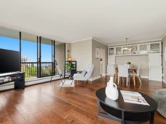 704 114 W Keith Road, North Vancouver, BC