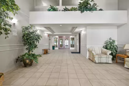 407 33478 Roberts Avenue, Abbotsford, BC, Abbotsford — Apartment/Condo for sale