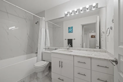 Laundry Room Photo of 407 33478 Roberts Avenue, Abbotsford, BC