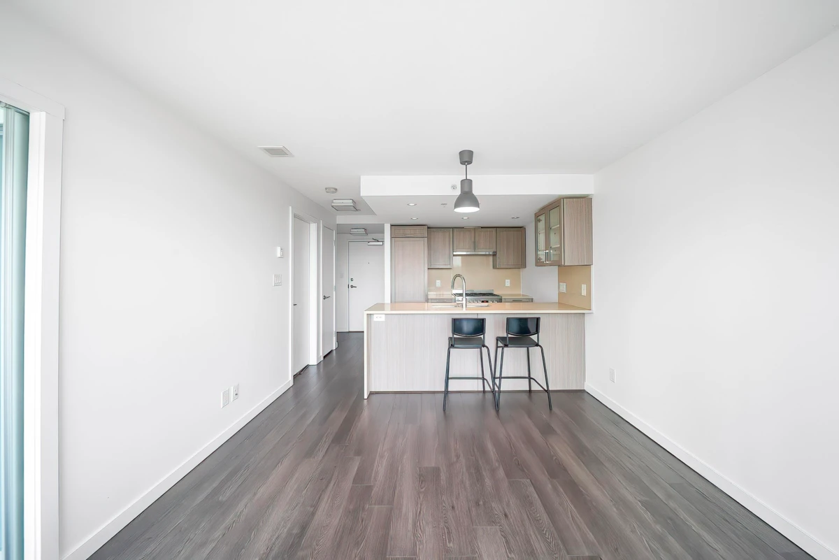 Dining Area Photo of 915 5665 Boundary Road, Vancouver, BC