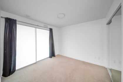 Breakfast Nook Photo of 915 5665 Boundary Road, Vancouver, BC
