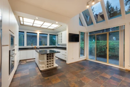 Kitchen Island Photo of 4779 Woodley Drive, West Vancouver, BC