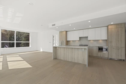 Breakfast Nook Photo of 305 423 6th Street, West Vancouver, BC