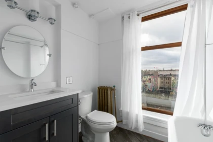 Laundry Room Photo of 506 175 E Broadway, Vancouver, BC