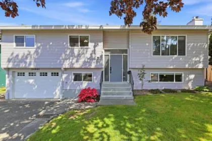 34661 Elliot Avenue, Abbotsford, BC, Abbotsford — Single Family Residence for sale