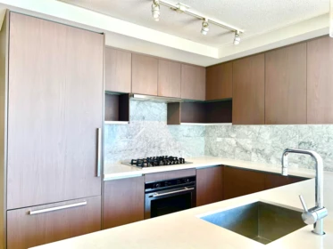 Mudroom Photo of 1003 8833 Hazelbridge Way, Richmond, BC