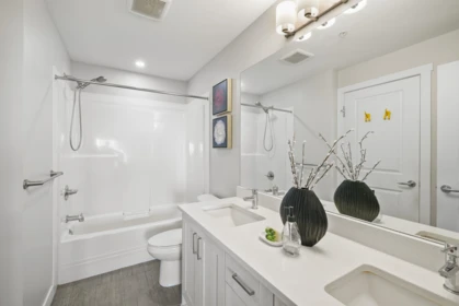 Guest Bathroom Photo of 508 20826 72 Avenue, Langley, BC